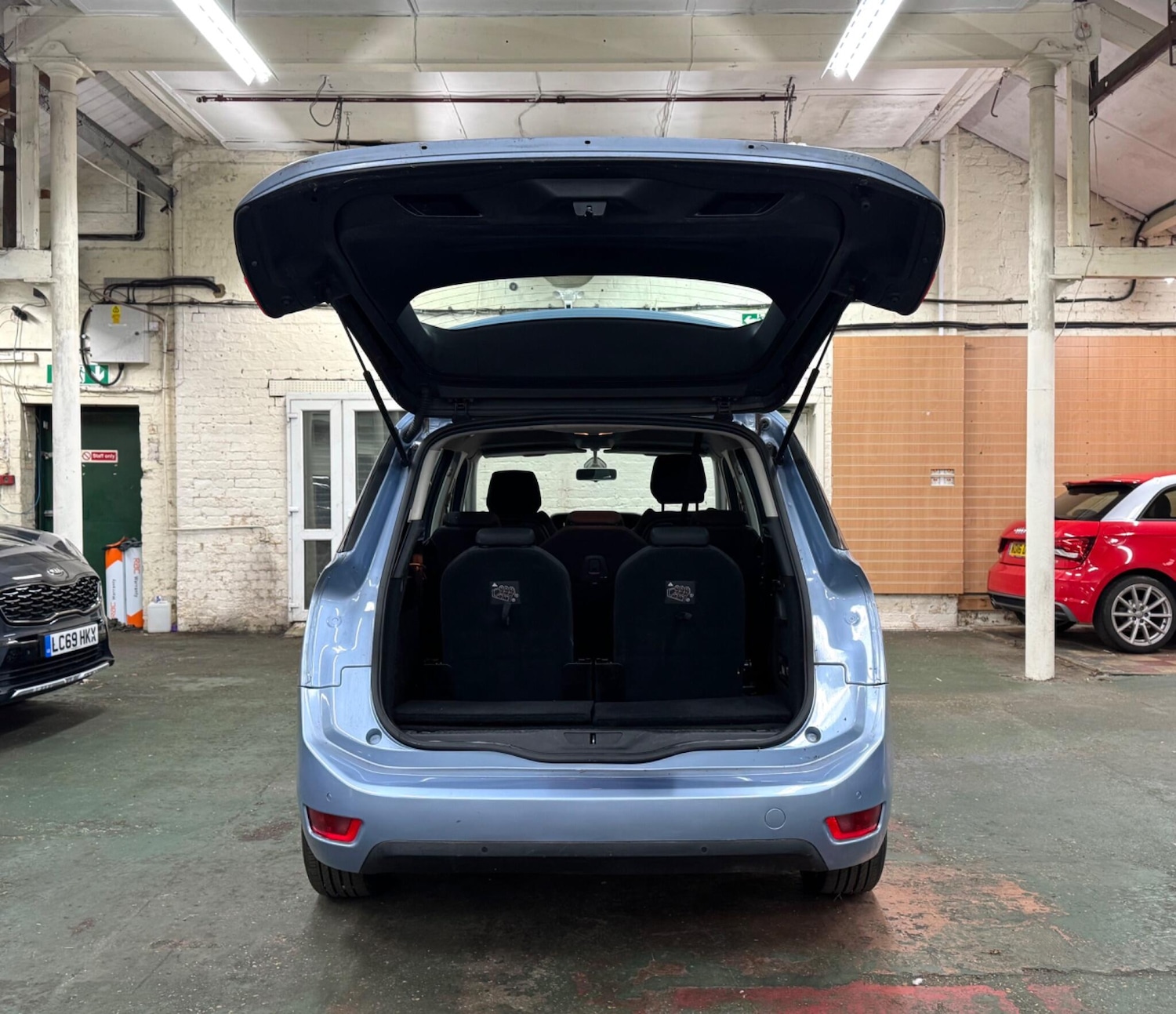 Used Citroen C4 Grand Picasso 2014 for sale - 76690891: Photo 8