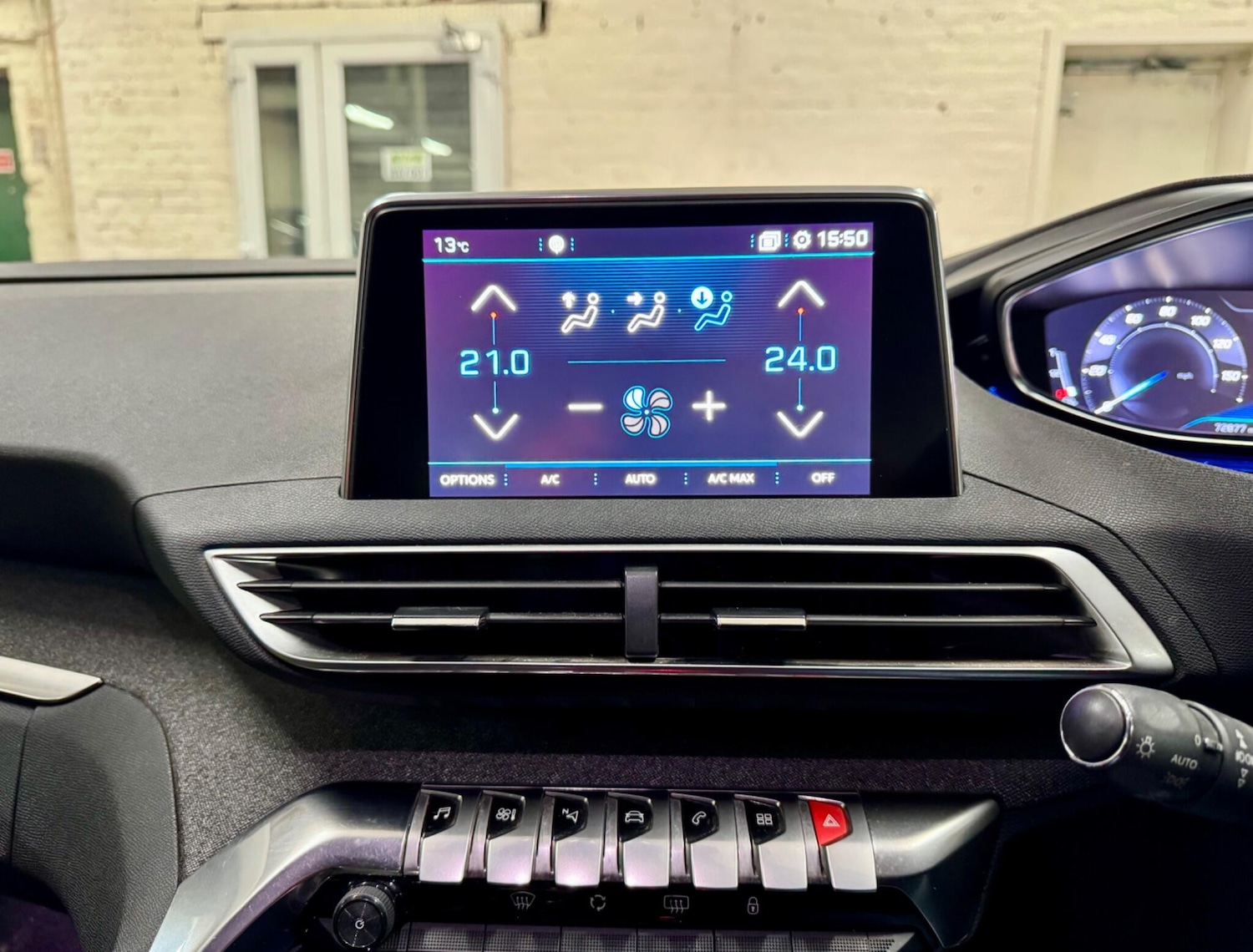 Used Peugeot 3008 2018 for sale - 76690905: Photo 14