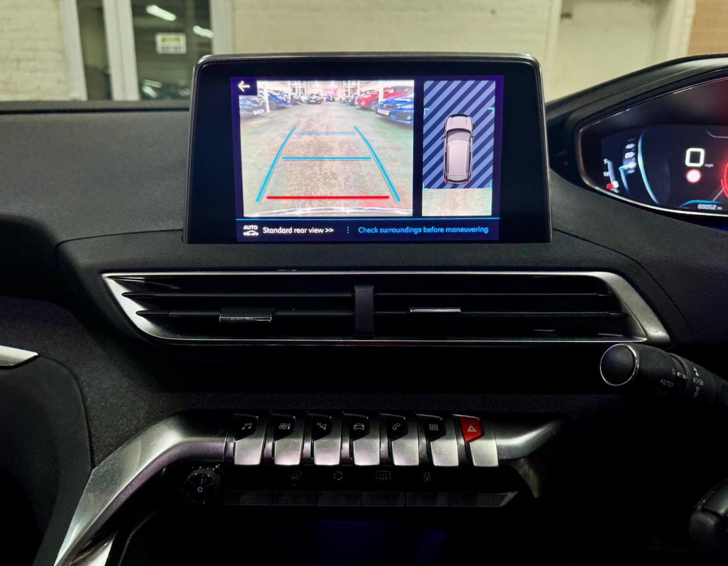 Used Peugeot 3008 2018 for sale - 76690905: Photo 16