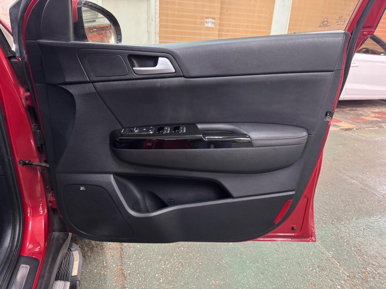 Used Kia Sportage 2017 for sale - 76690904: Photo 28