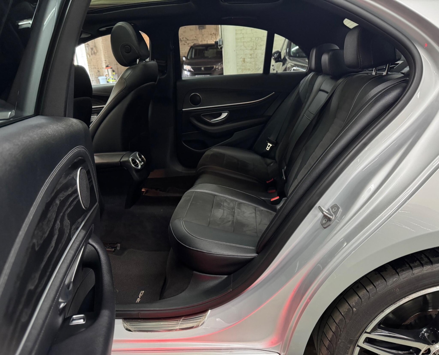 Used Mercedes-Benz E Class 2018 for sale - 77890605: Photo 17