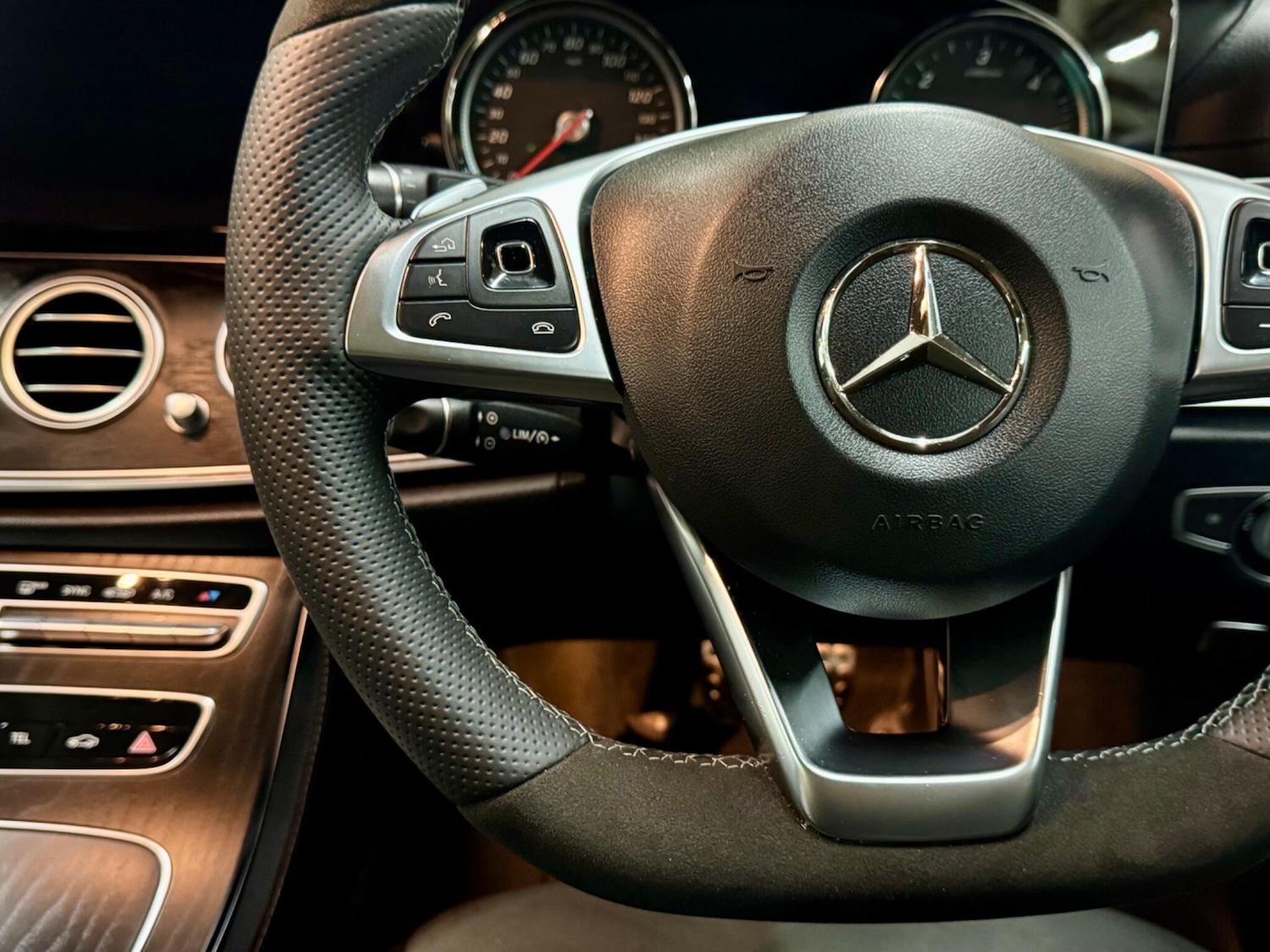 Used Mercedes-Benz E Class 2018 for sale - 77890605: Photo 19