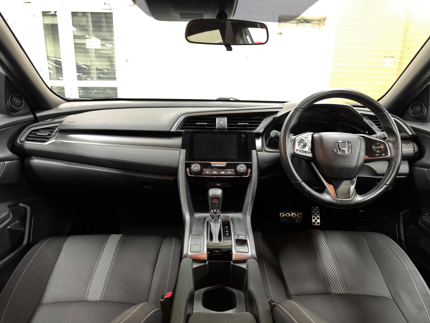 Used Honda Civic 2019 for sale - 76690896: Photo 12