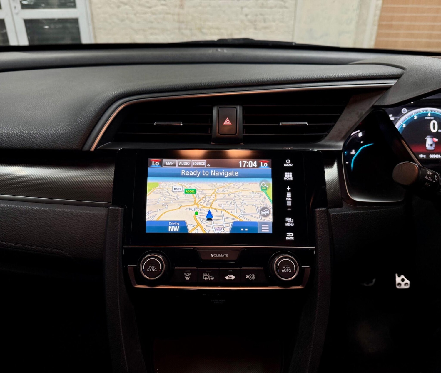 Used Honda Civic 2019 for sale - 76690896: Photo 22