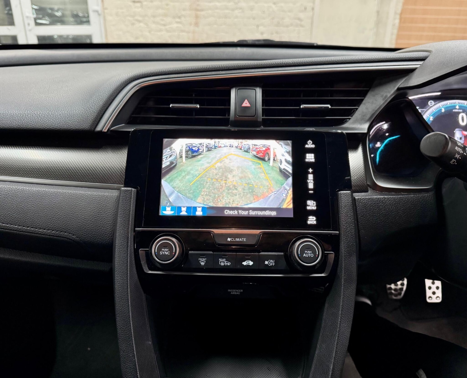 Used Honda Civic 2019 for sale - 76690896: Photo 23