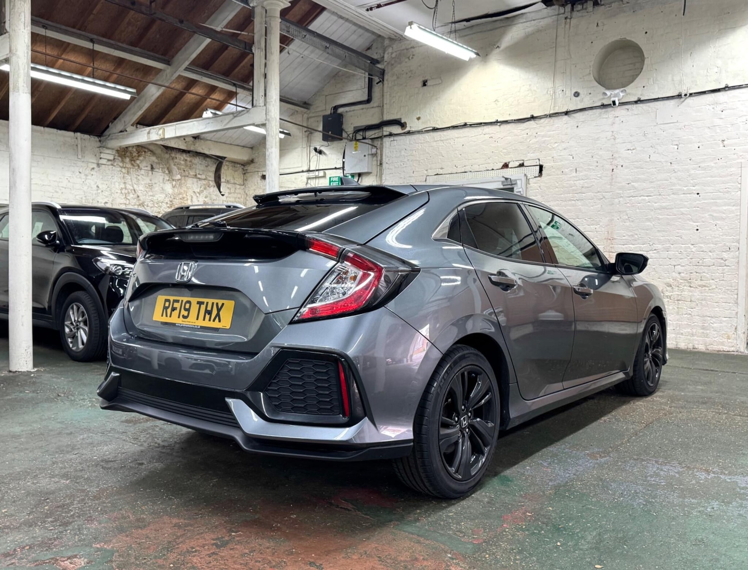 Used Honda Civic 2019 for sale - 76690896: Photo 9