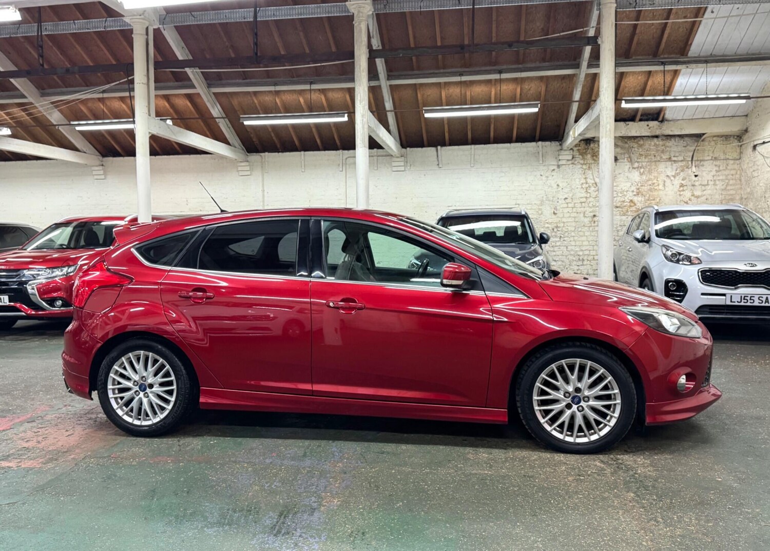 Used Ford Focus 2012 for sale - 77539930: Photo 10