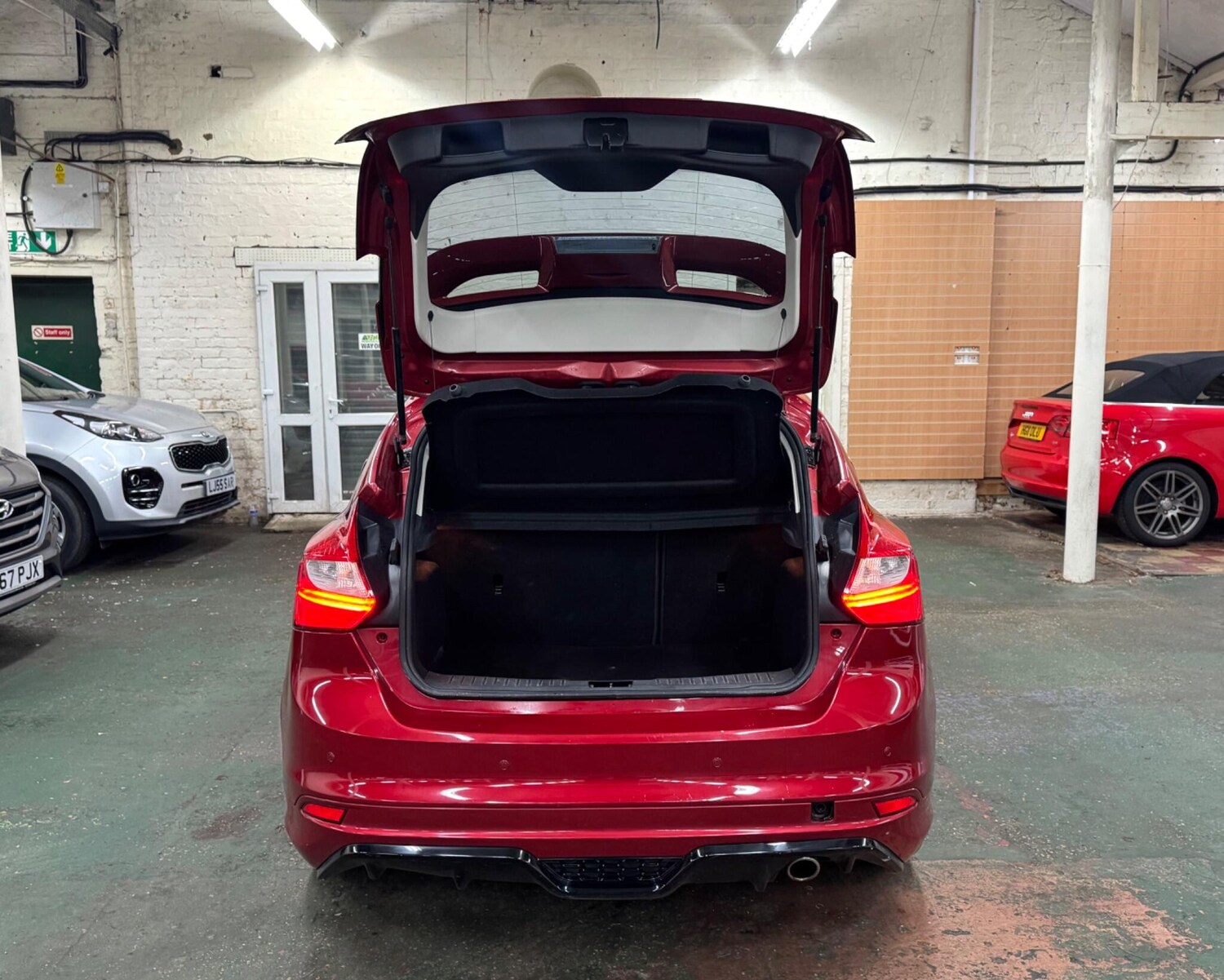 Used Ford Focus 2012 for sale - 77539930: Photo 8