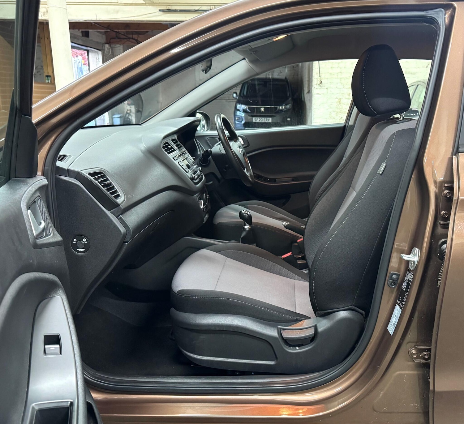 Used Hyundai i20 2017 for sale - 77262834: Photo 16