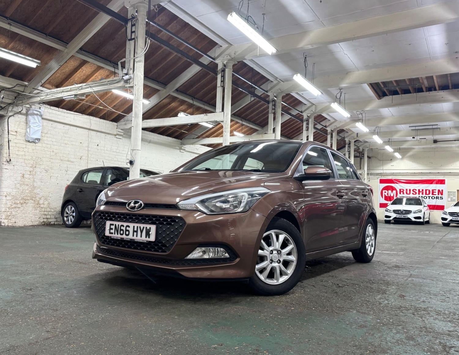 Used Hyundai i20 2017 for sale - 77262834: Photo 2