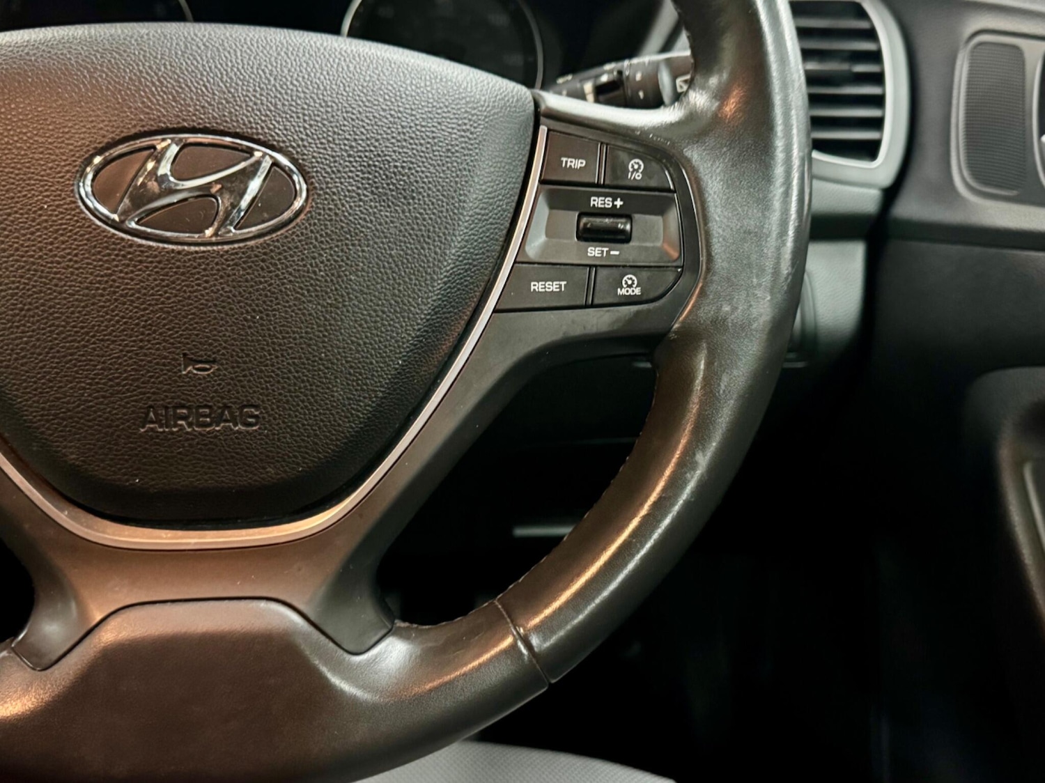 Used Hyundai i20 2017 for sale - 77262834: Photo 20