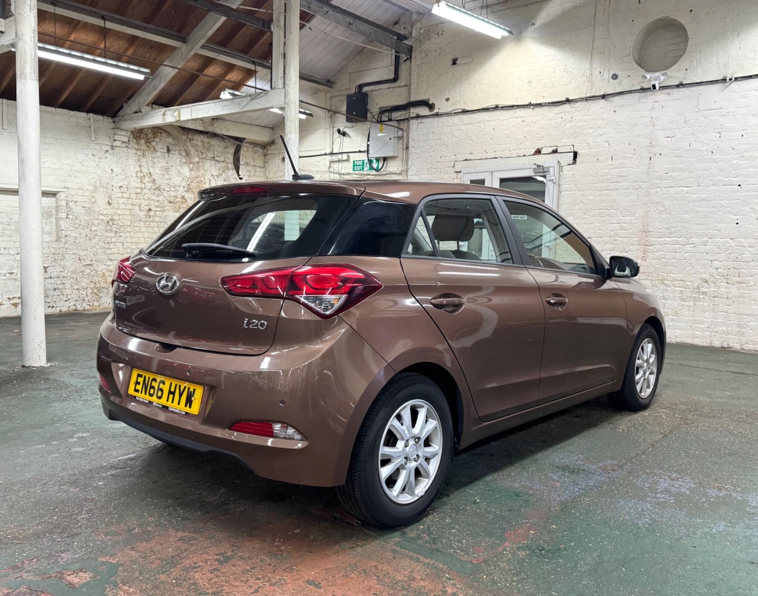Used Hyundai i20 2017 for sale - 77262834: Photo 9