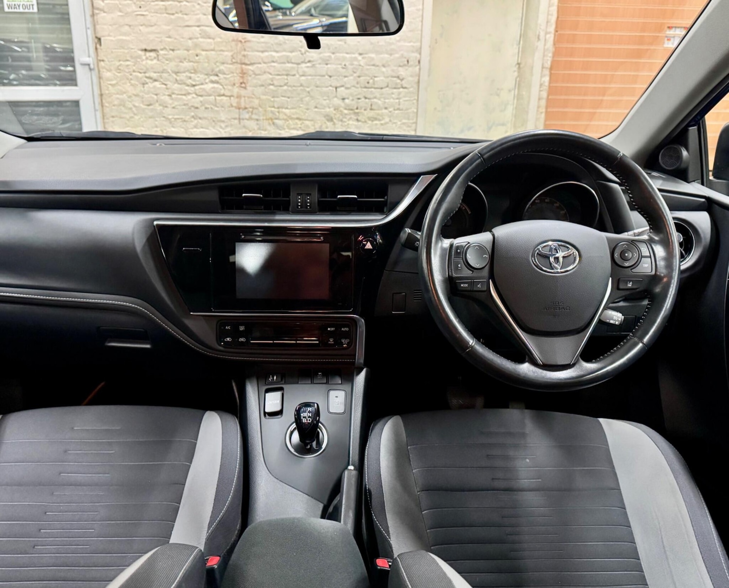 Used Toyota Auris 2018 for sale - 76690907: Photo 13