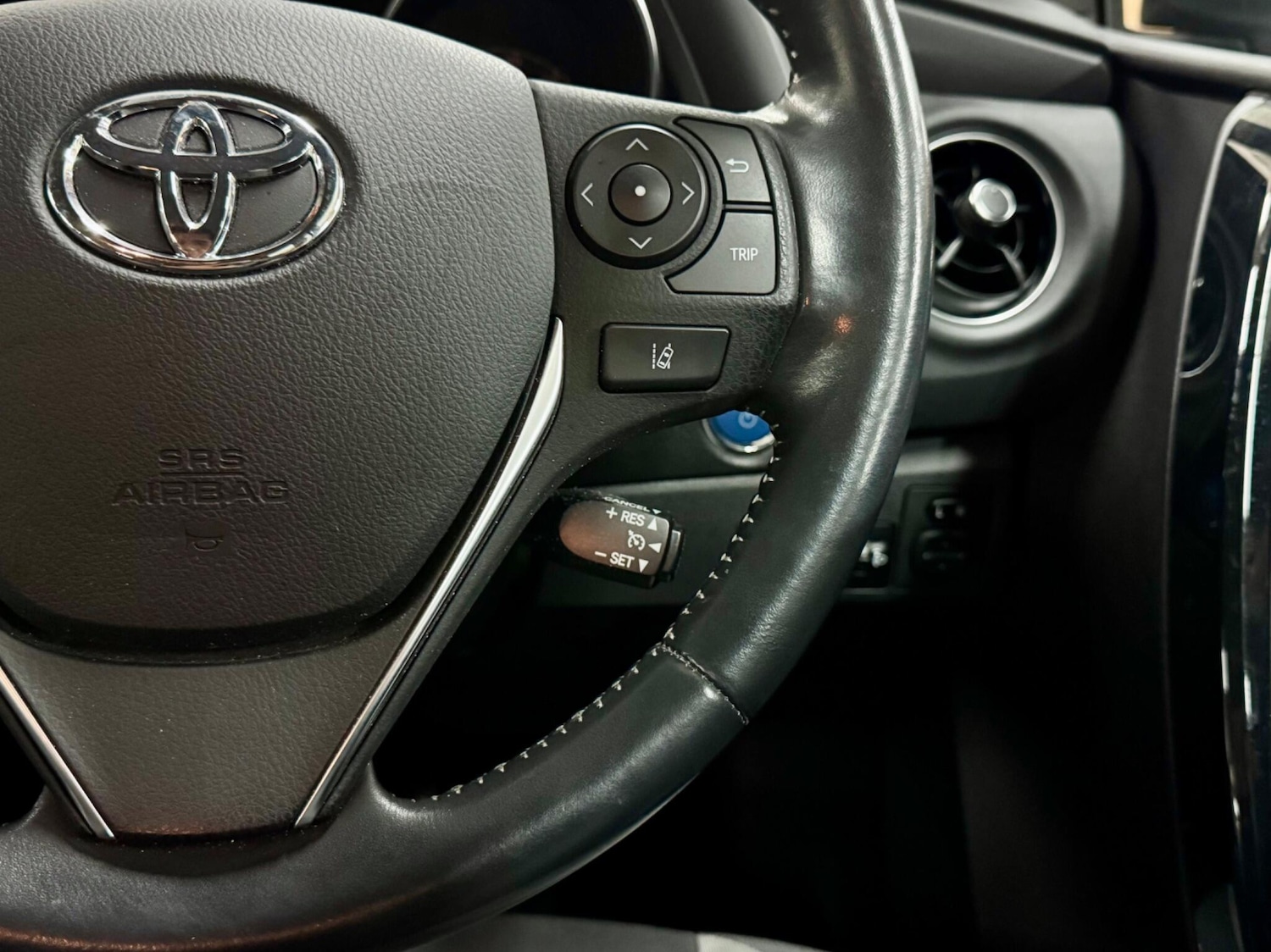 Used Toyota Auris 2018 for sale - 76690907: Photo 24