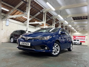 Used Toyota Auris 2018 for sale - 76690907: Photo
