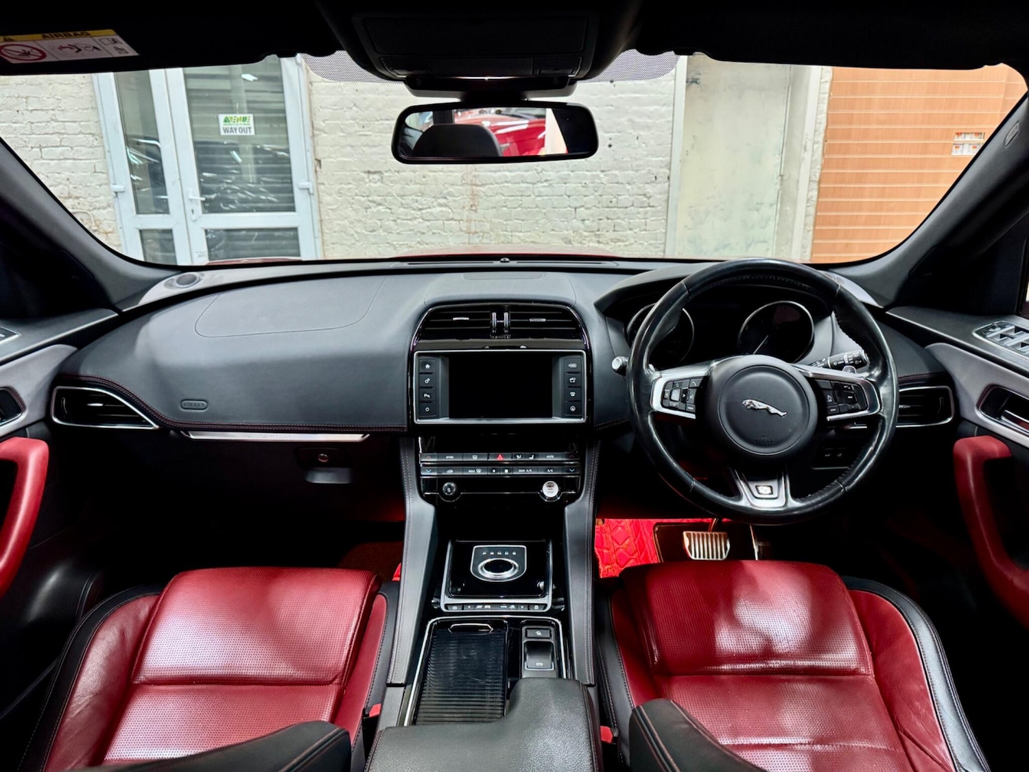 Used Jaguar F-Pace 2017 for sale - 77703311: Photo 12