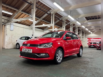 Used Volkswagen Polo 2015 for sale - 77560739: Photo