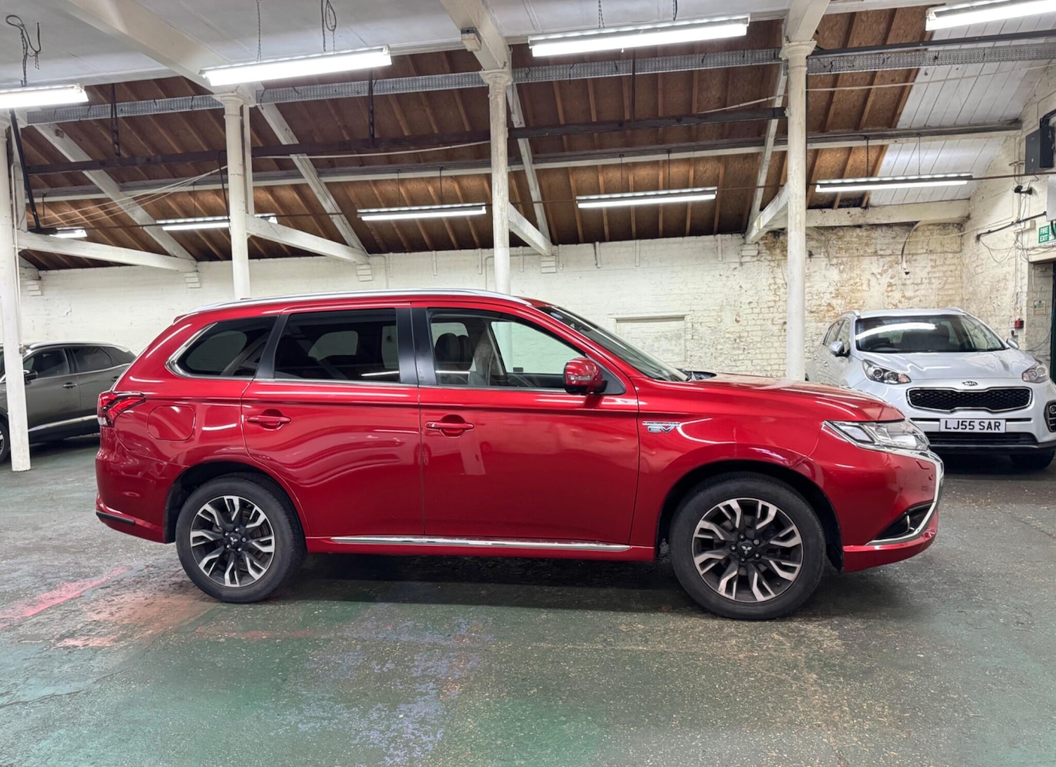 Used Mitsubishi Outlander 2016 for sale - 77533663: Photo 11
