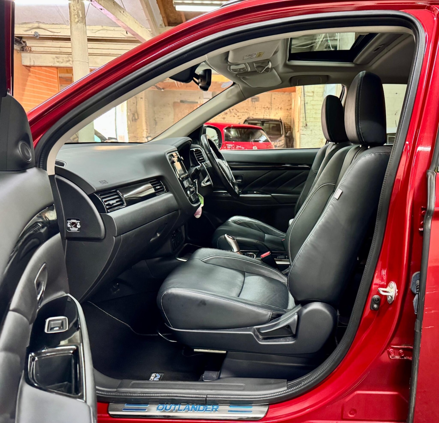 Used Mitsubishi Outlander 2016 for sale - 77533663: Photo 18