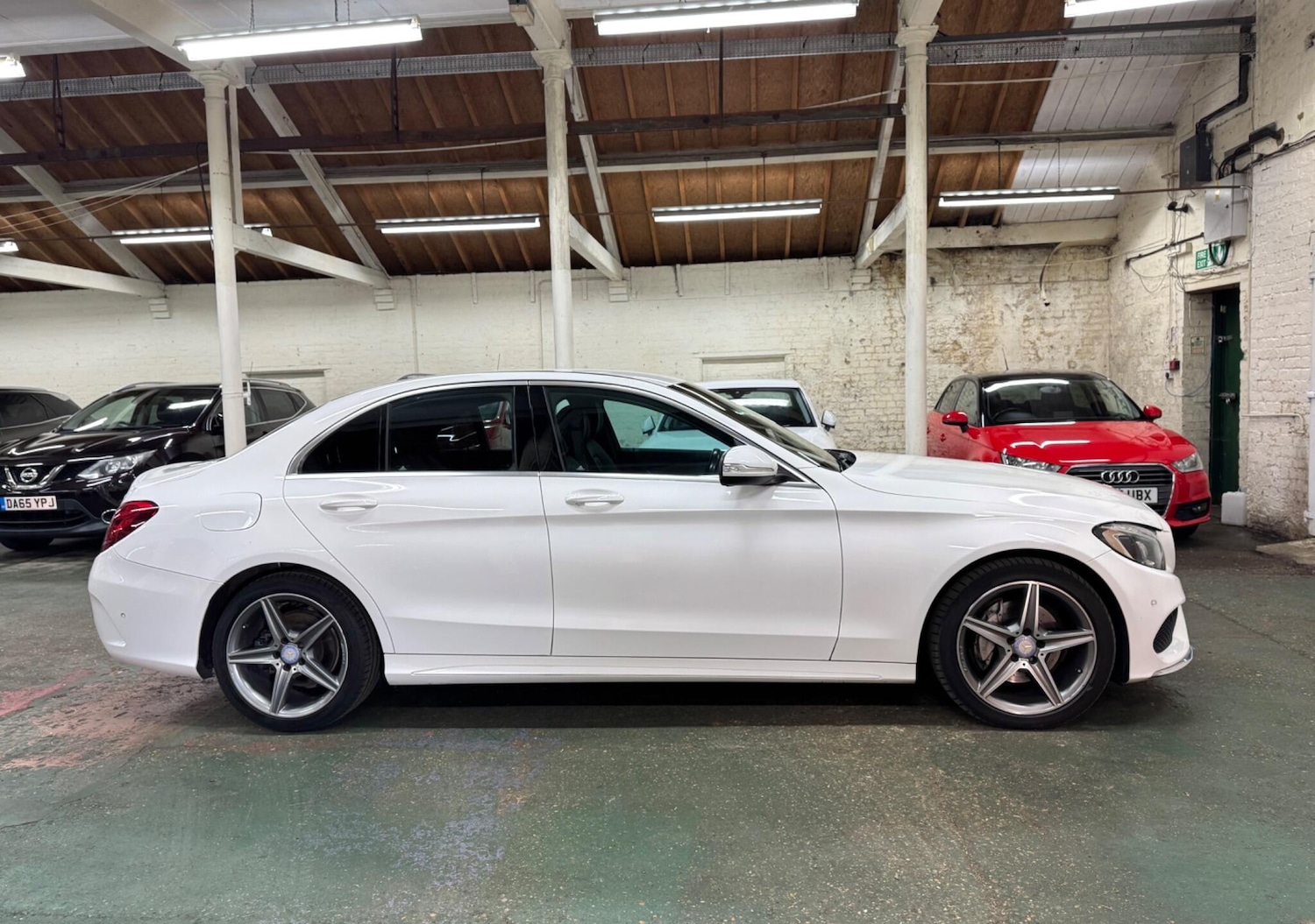 Used Mercedes-Benz C Class 2014 for sale - 77020260: Photo 10