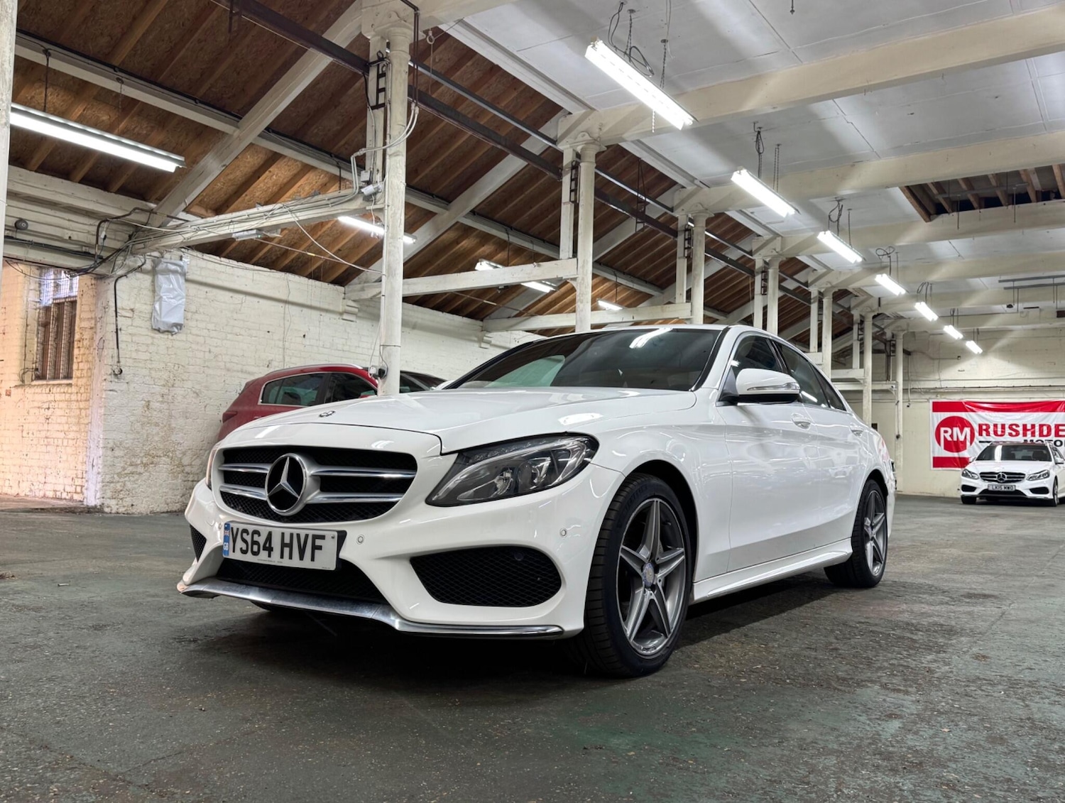 Used Mercedes-Benz C Class 2014 for sale - 77020260: Photo 4