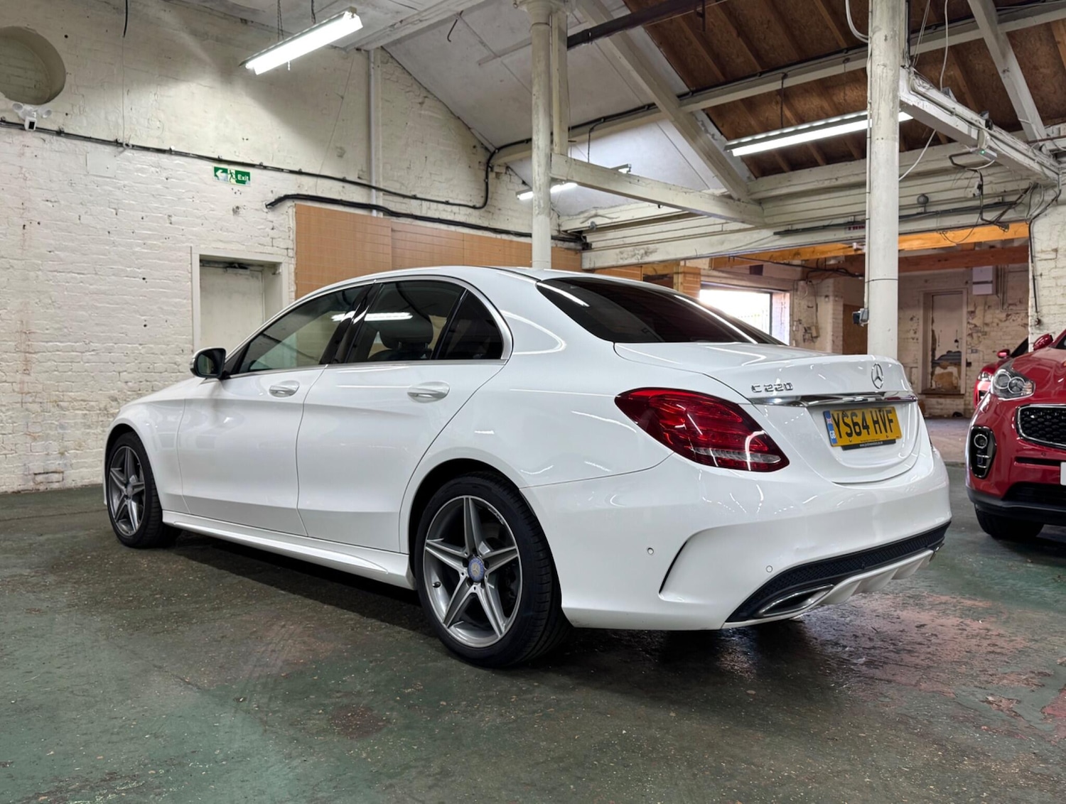 Used Mercedes-Benz C Class 2014 for sale - 77020260: Photo 6