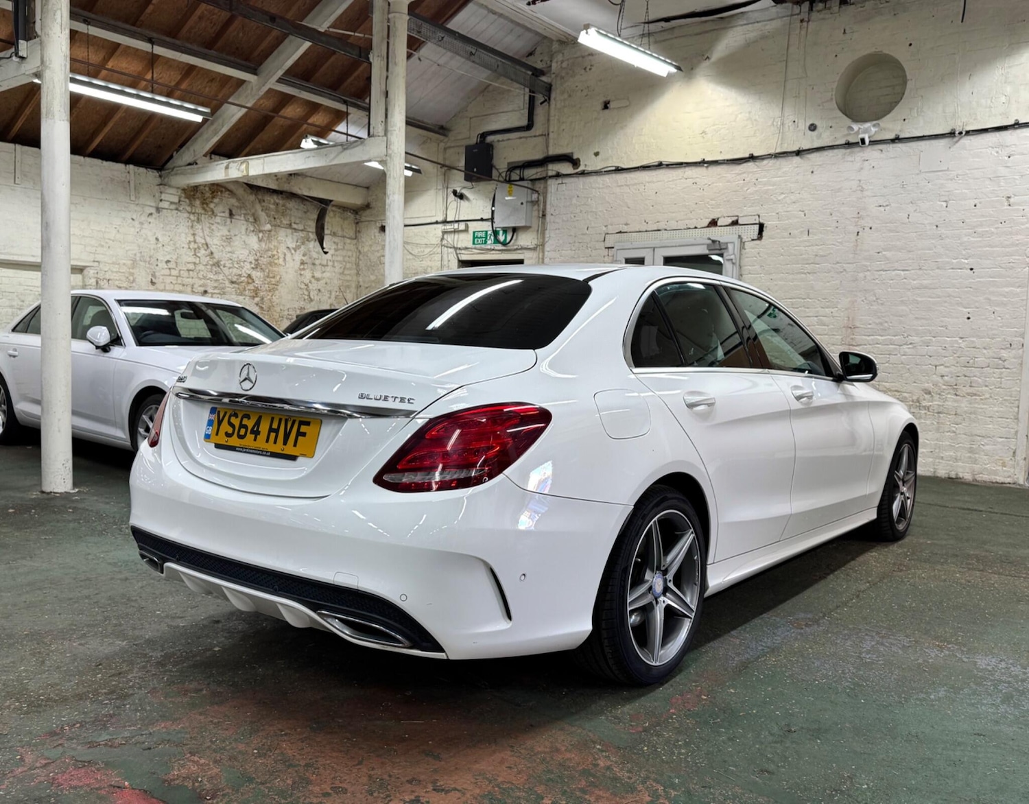 Used Mercedes-Benz C Class 2014 for sale - 77020260: Photo 9