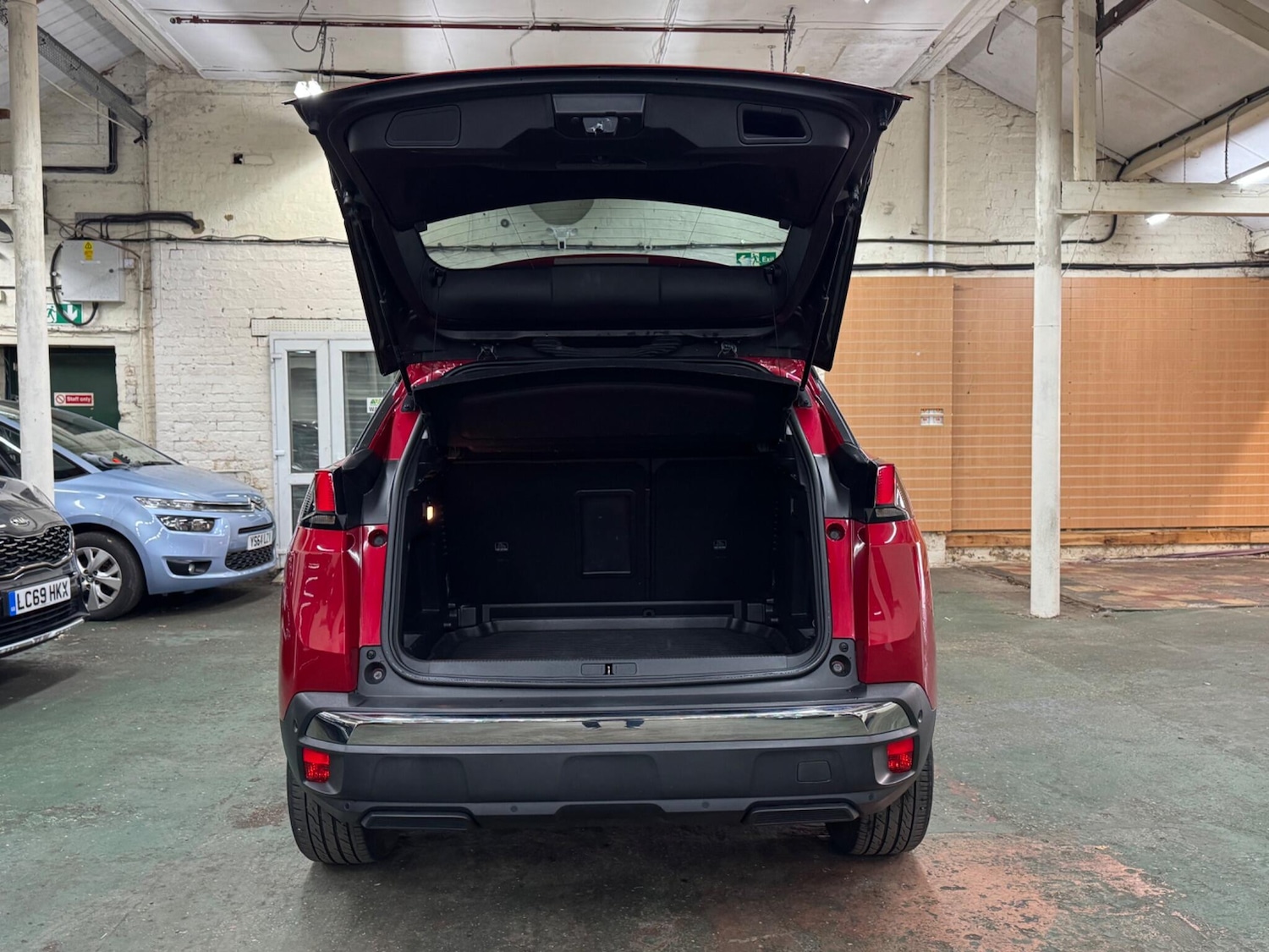 Used Peugeot 3008 2019 for sale - 76690888: Photo 8