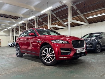 Used Jaguar F-Pace 2017 for sale - 76690898: Photo