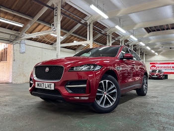 Used Jaguar F-Pace 2017 for sale - 76690898: Photo