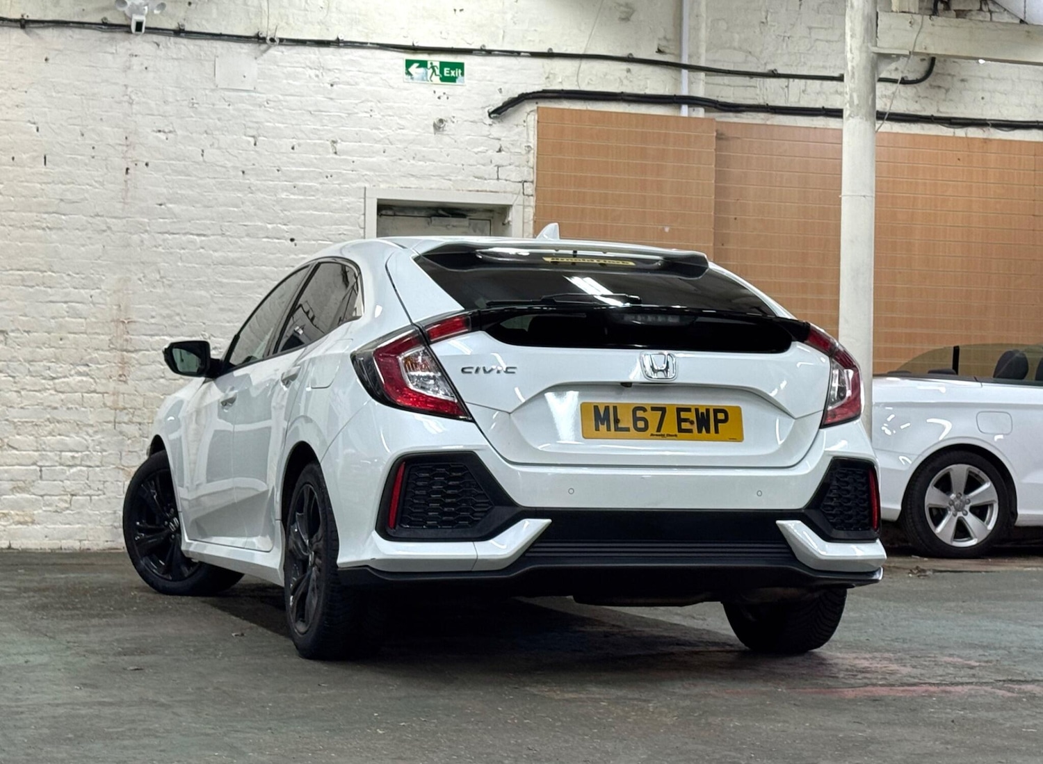 Used Honda Civic 2017 for sale - 76690903: Photo 11