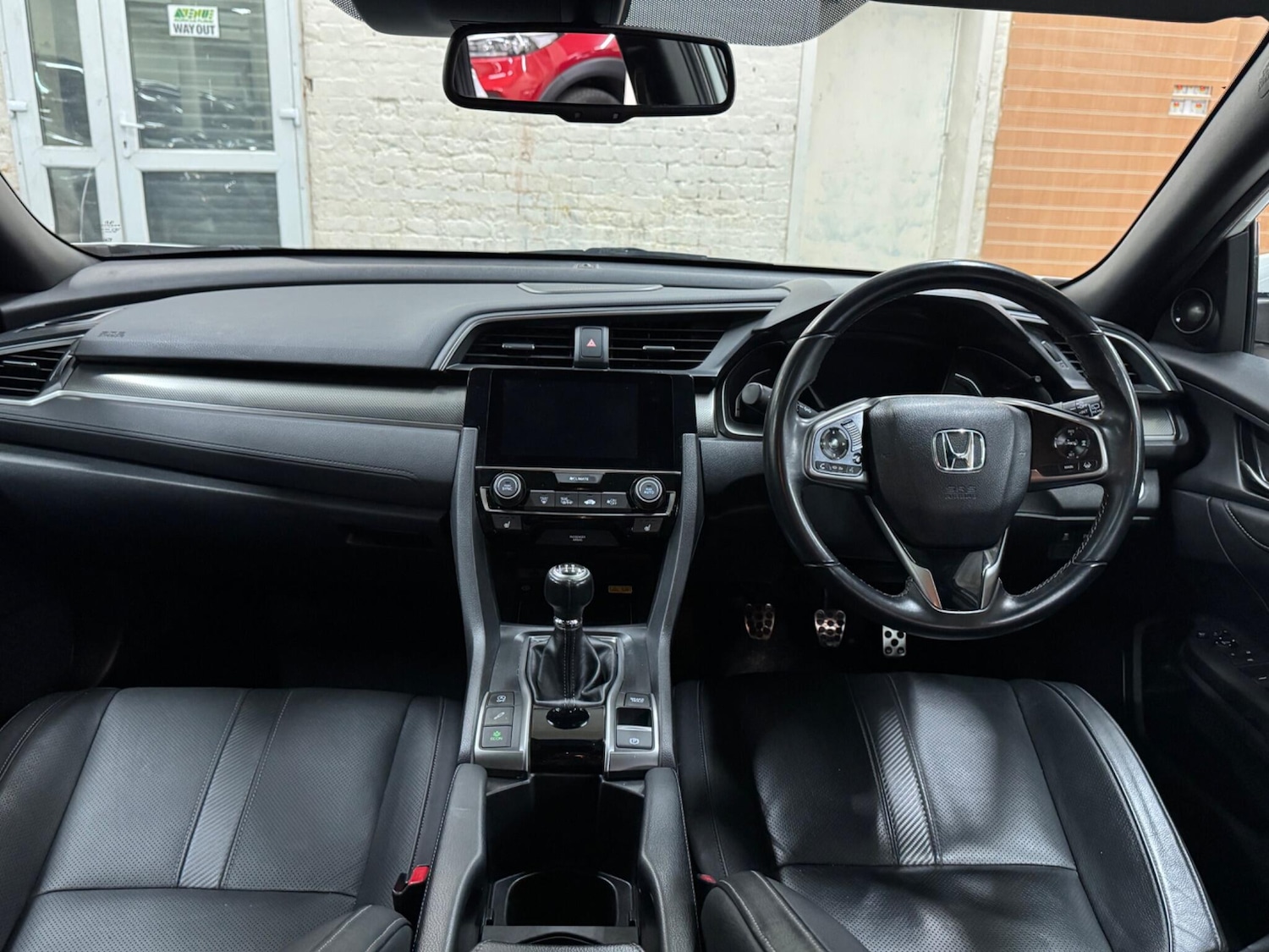 Used Honda Civic 2017 for sale - 76690903: Photo 13