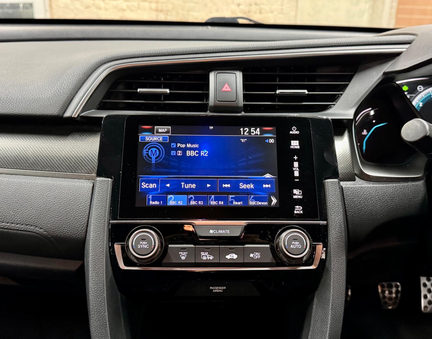 Used Honda Civic 2017 for sale - 76690903: Photo 21