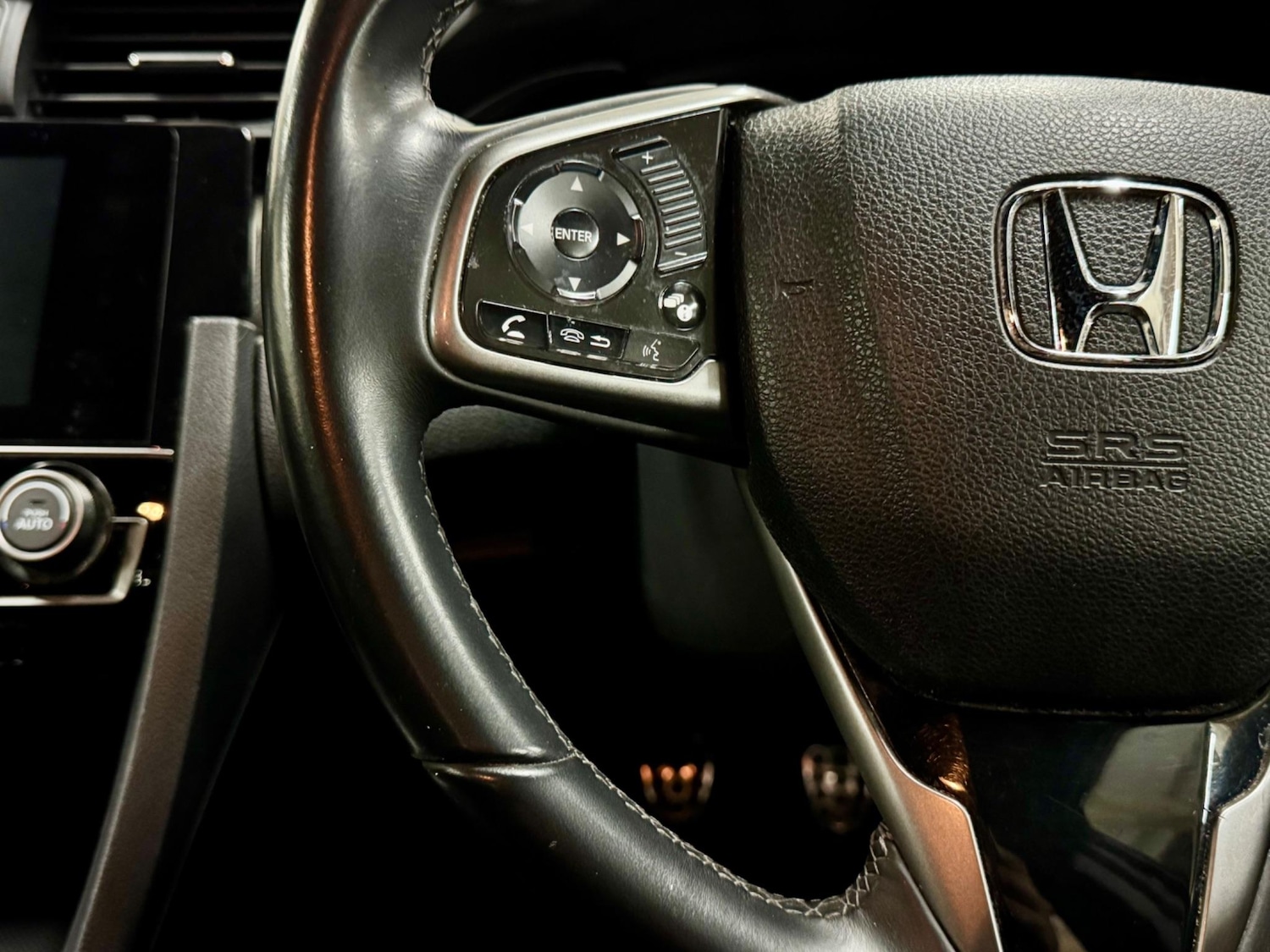 Used Honda Civic 2017 for sale - 76690903: Photo 24