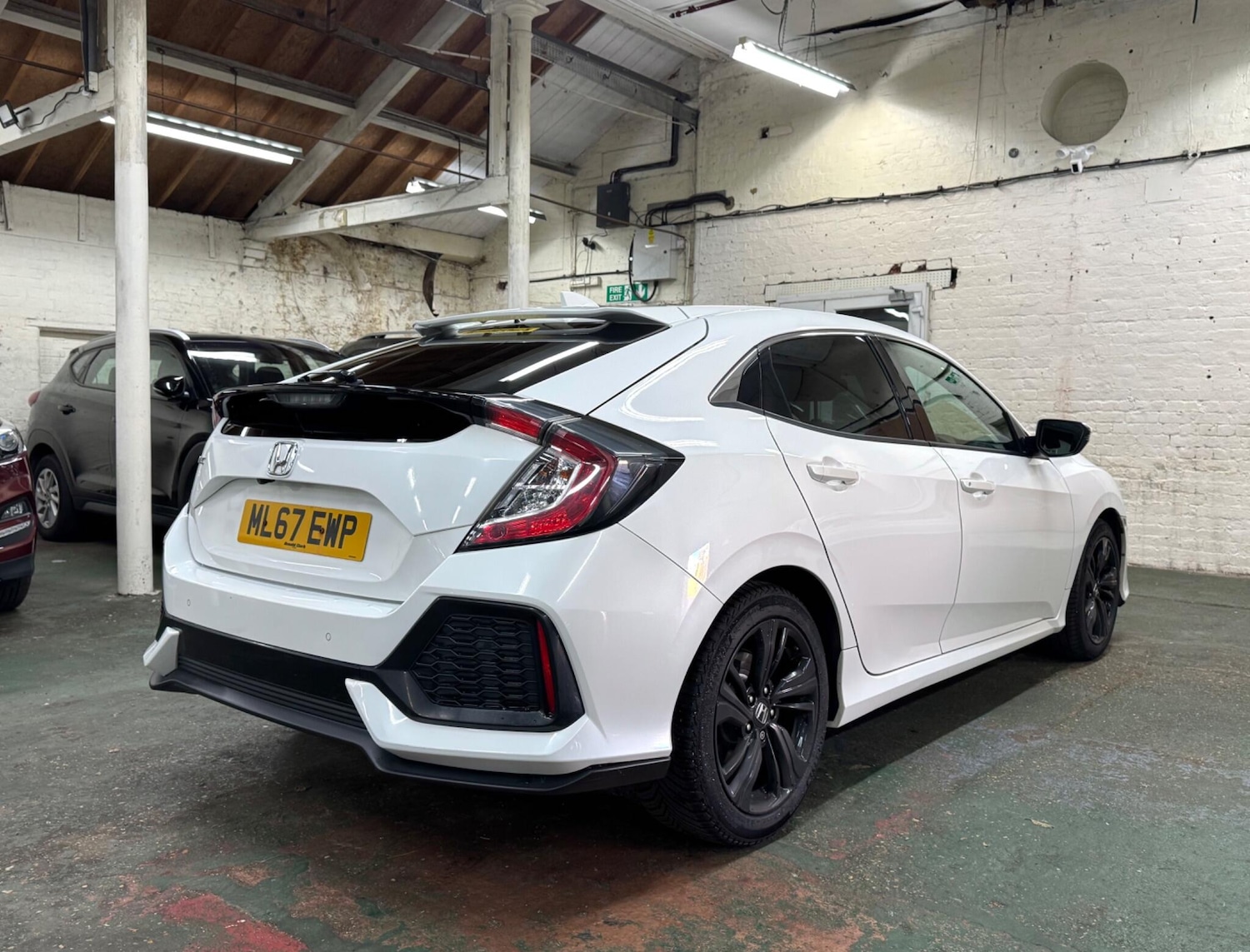 Used Honda Civic 2017 for sale - 76690903: Photo 9