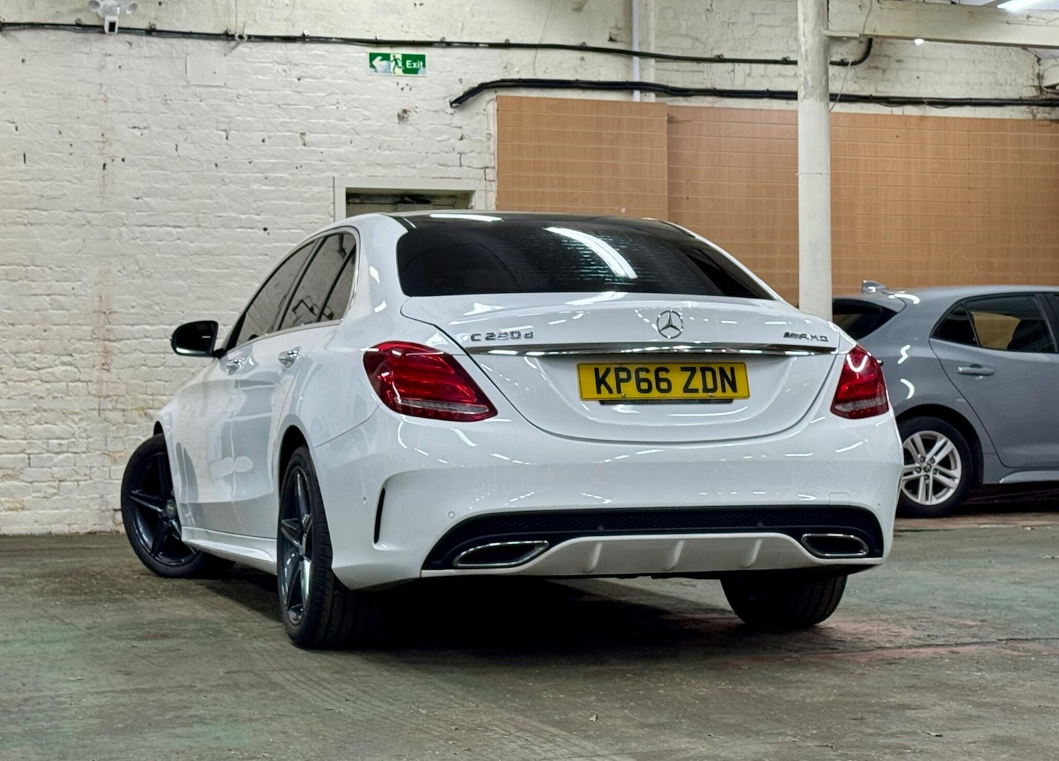 Used Mercedes-Benz C Class 2016 for sale - 76690902: Photo 11