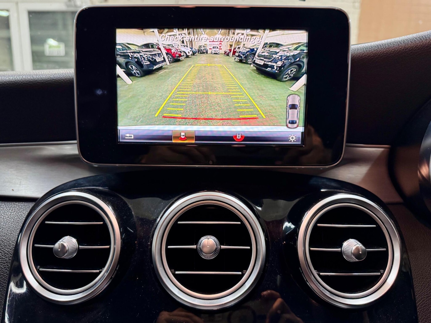 Used Mercedes-Benz C Class 2016 for sale - 76690902: Photo 24