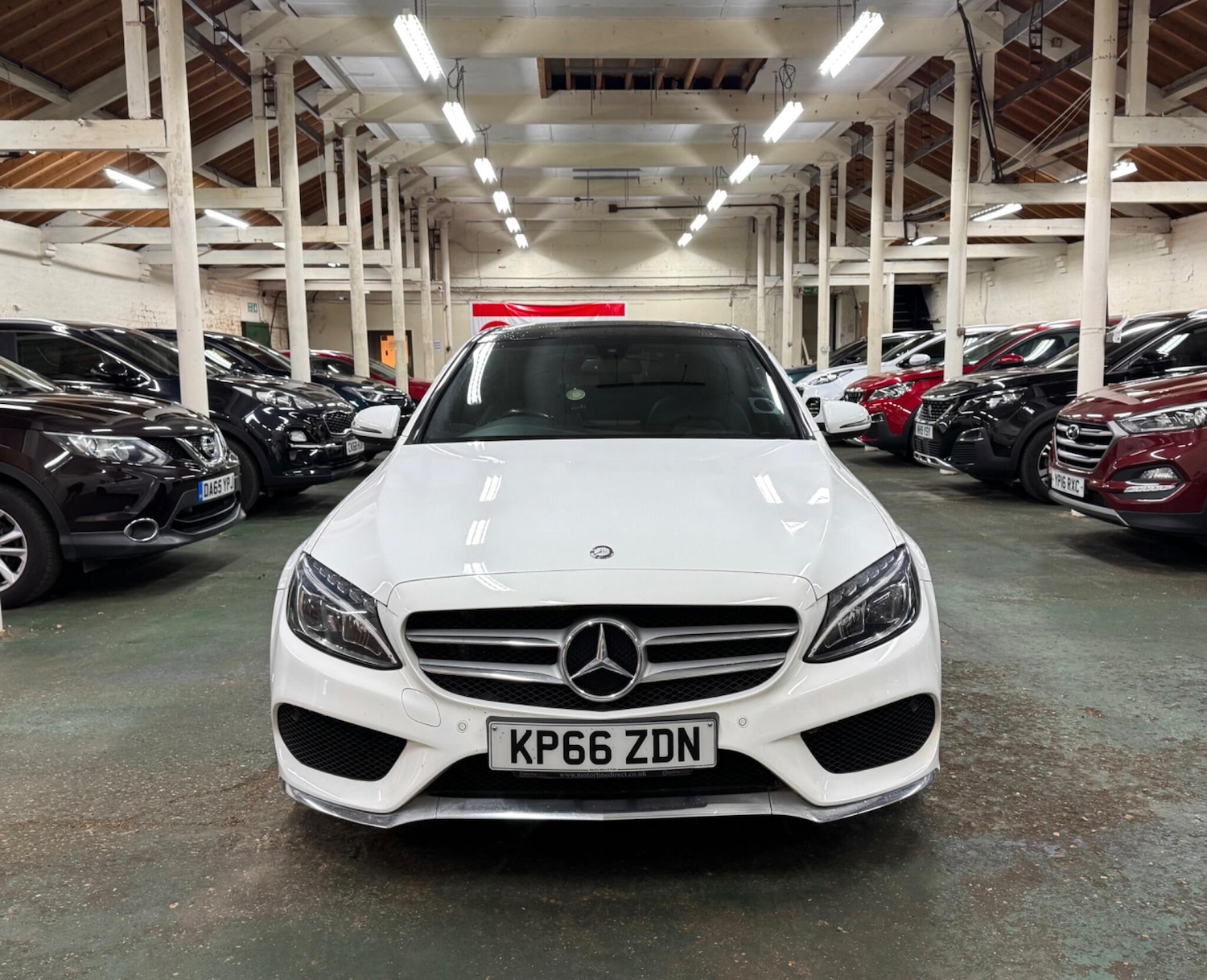 Used Mercedes-Benz C Class 2016 for sale - 76690902: Photo 3