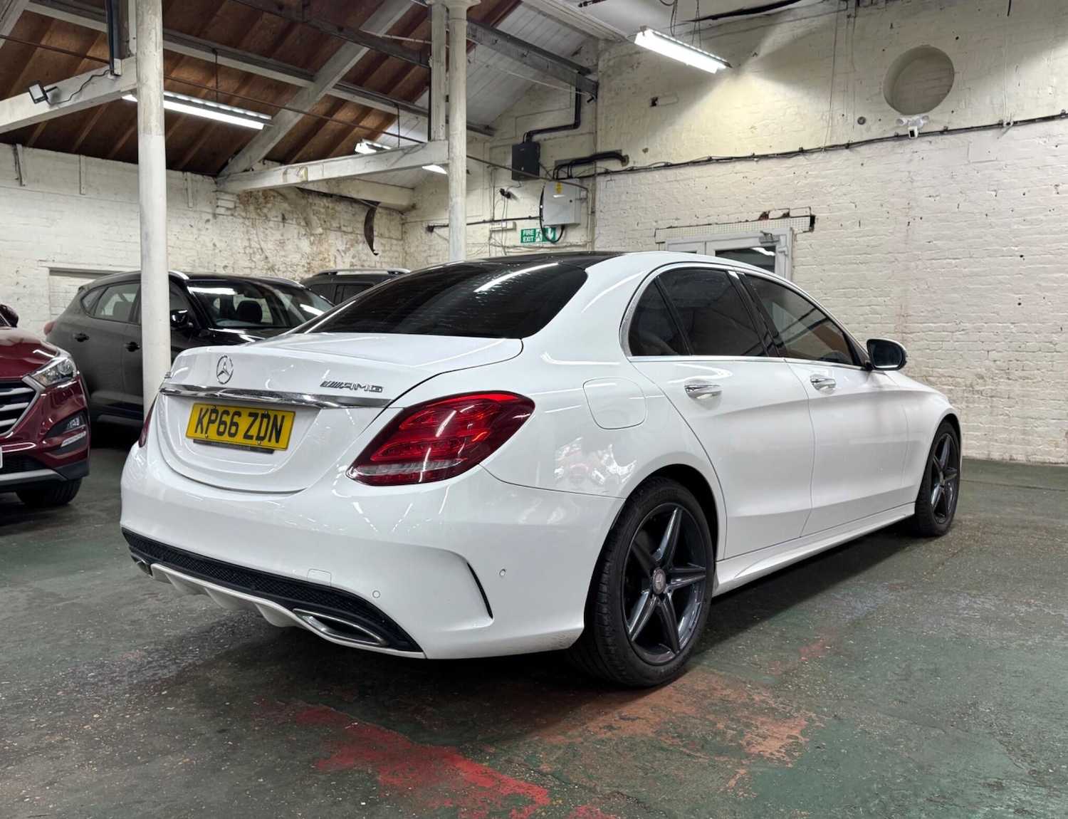 Used Mercedes-Benz C Class 2016 for sale - 76690902: Photo 9