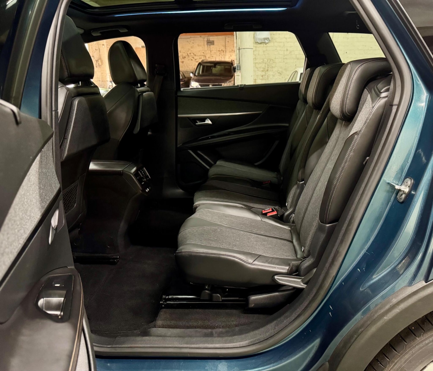 Used Peugeot 5008 2018 for sale - 77520083: Photo 19