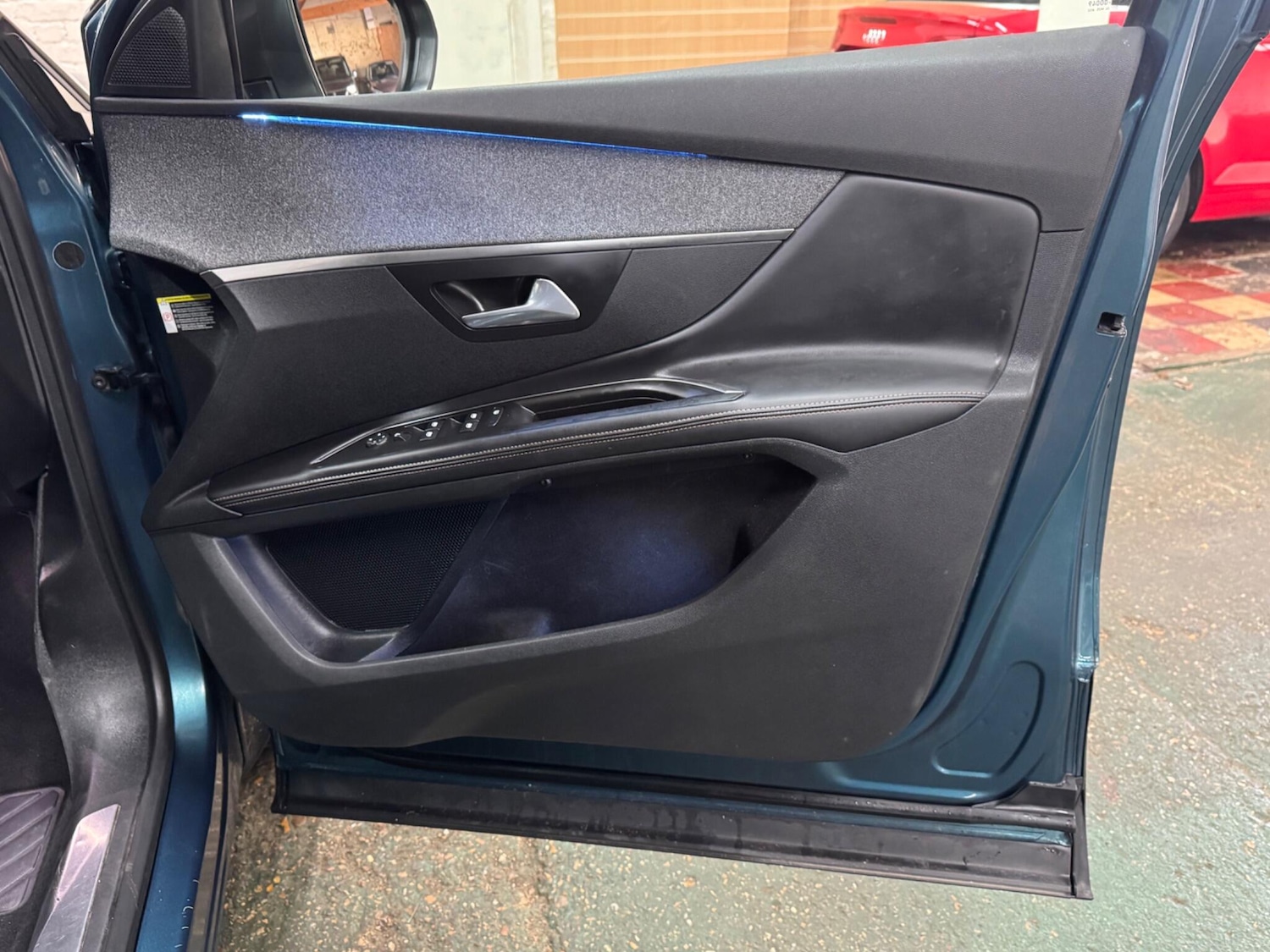 Used Peugeot 5008 2018 for sale - 77520083: Photo 27