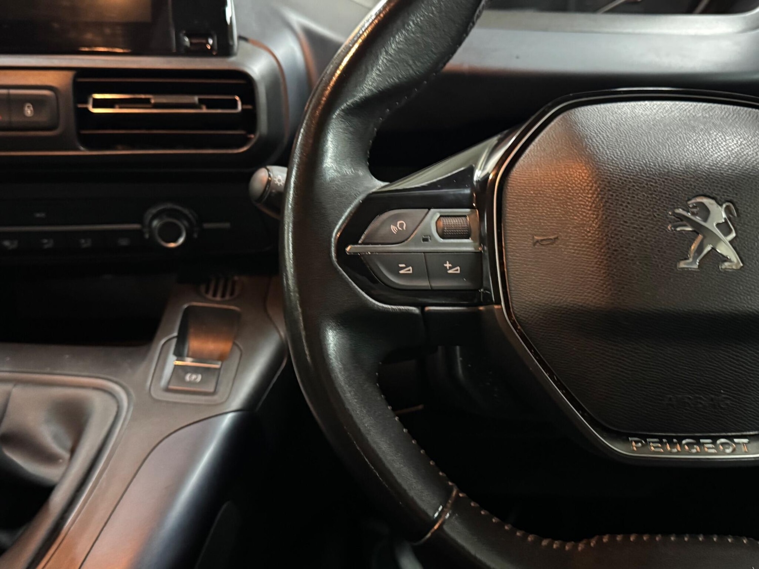 Used Peugeot Rifter 2020 for sale - 78022372: Photo 20