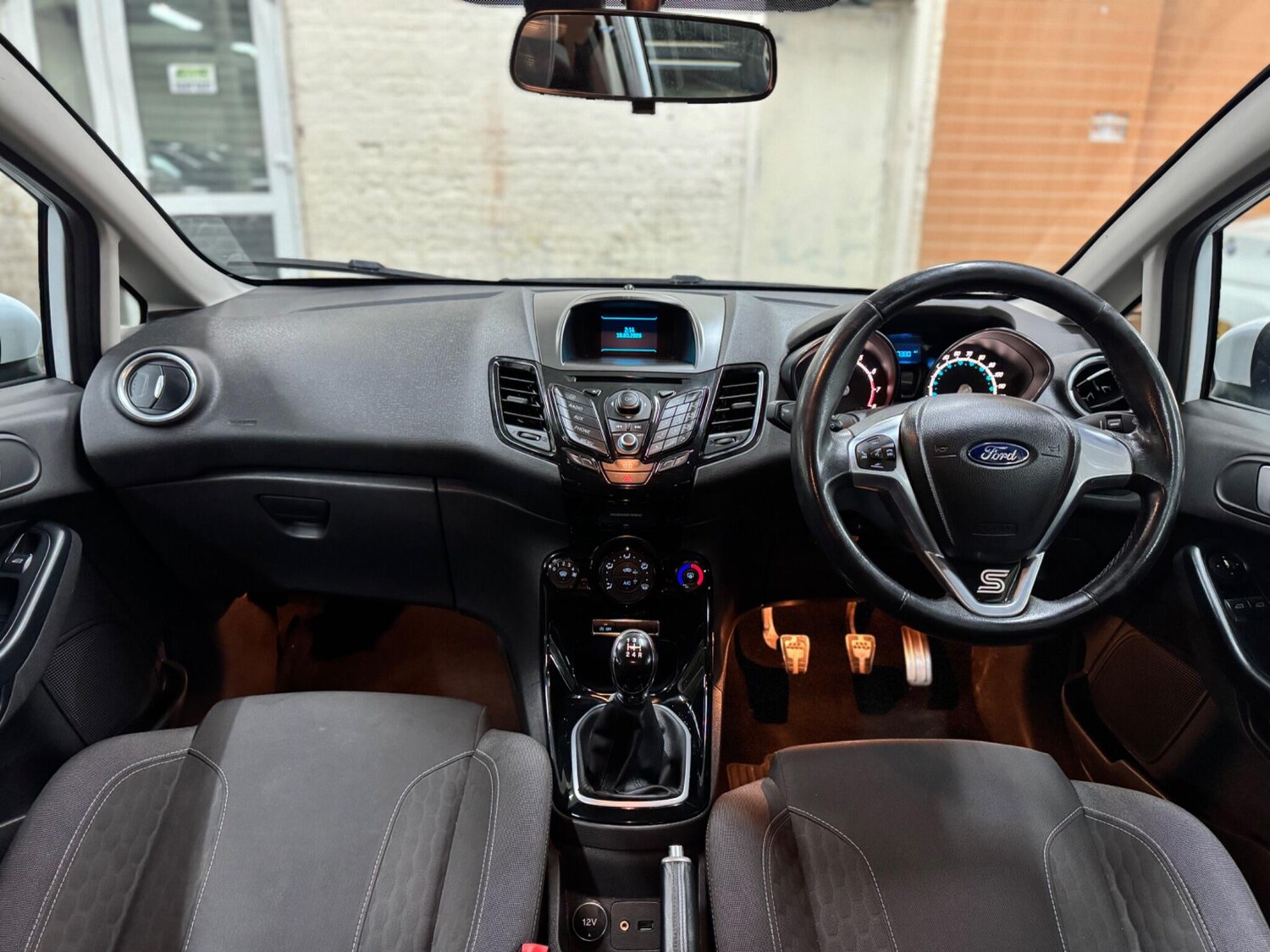 Used Ford Fiesta 2014 for sale - 77971842: Photo 11