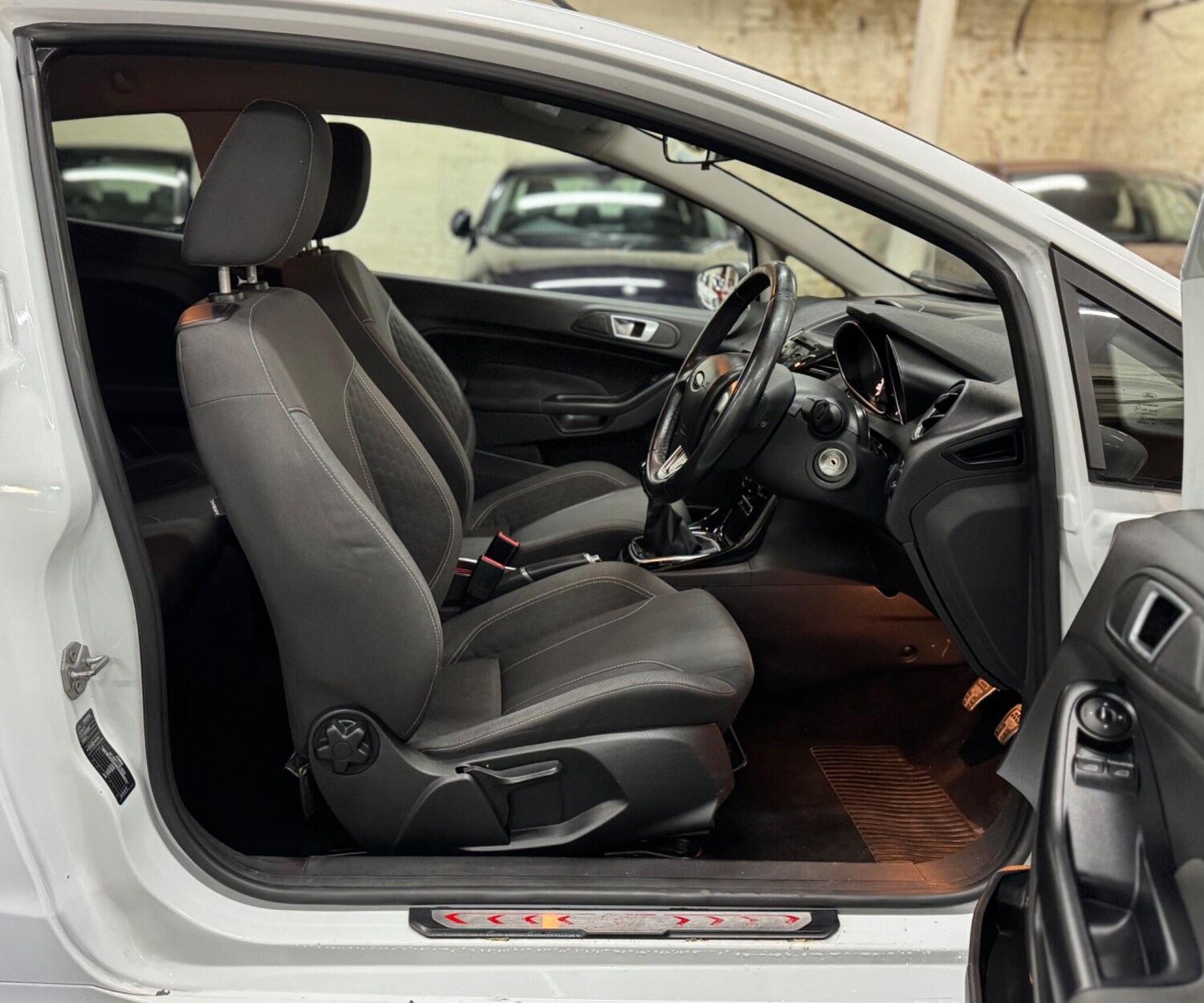 Used Ford Fiesta 2014 for sale - 77971842: Photo 14