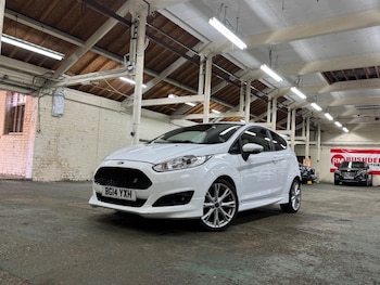 Used Ford Fiesta 2014 for sale - 77971842: Photo