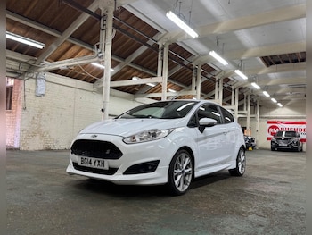Used Ford Fiesta 2014 for sale - 77971842: Photo