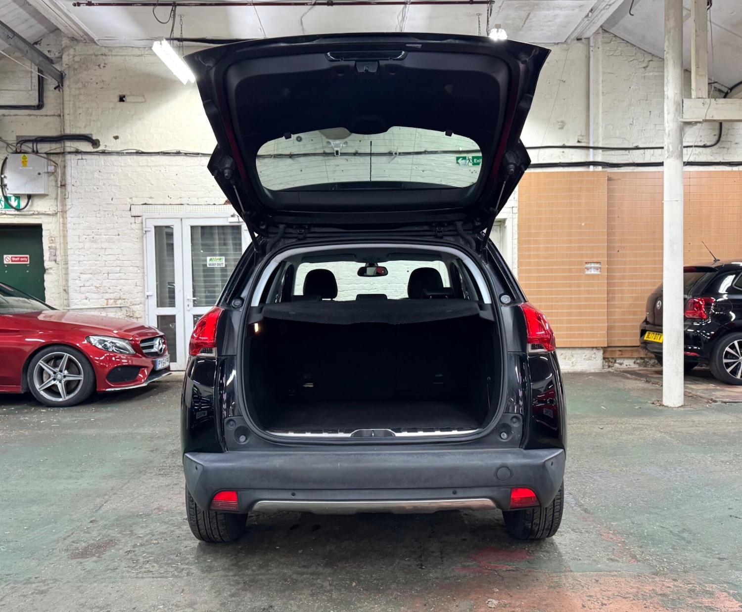 Used Peugeot 2008 2015 for sale - 77804996: Photo 8