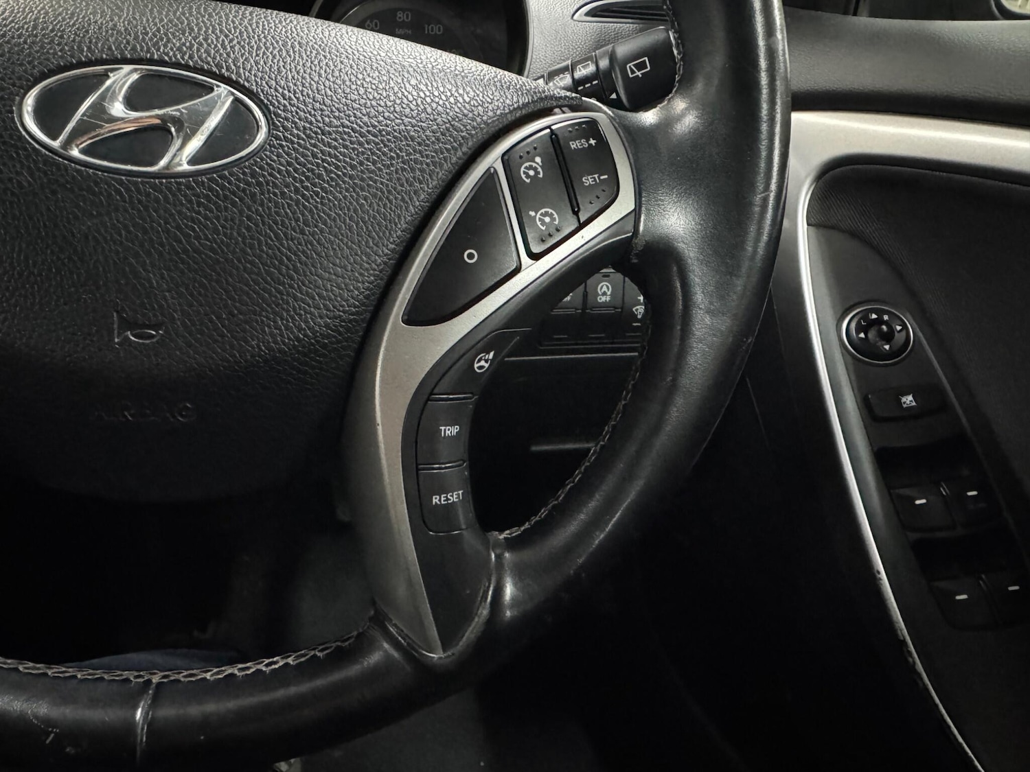 Used Hyundai i30 2014 for sale - 77885512: Photo 19