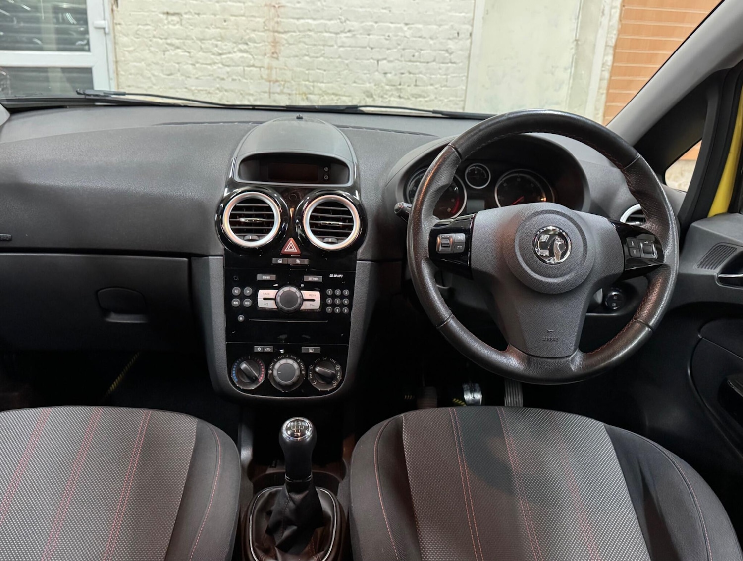 Used Vauxhall Corsa 2013 for sale - 77200835: Photo 12