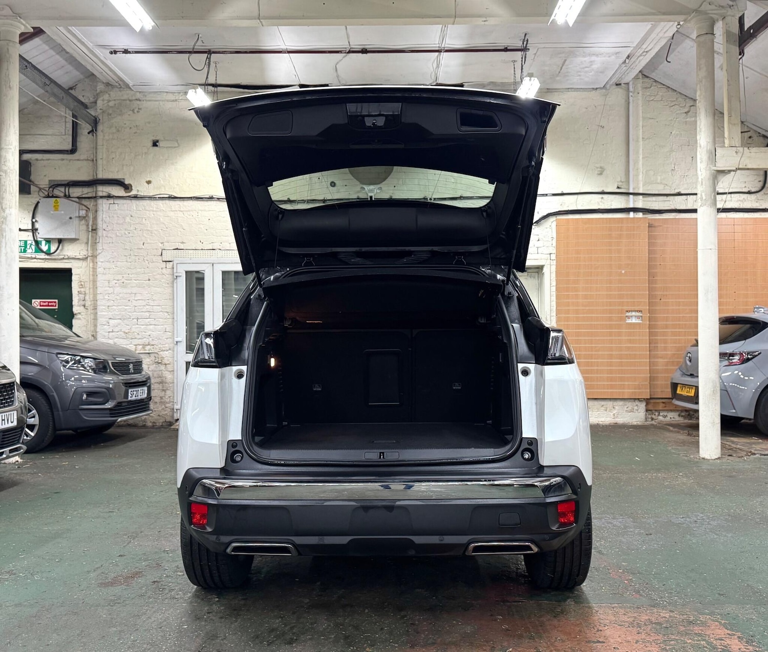 Used Peugeot 3008 2021 for sale - 76690912: Photo 8